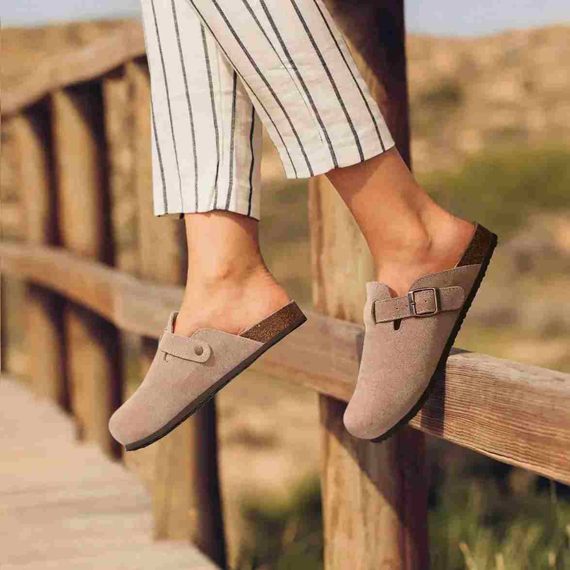 Valdam – Suede Orthopedic Clogs