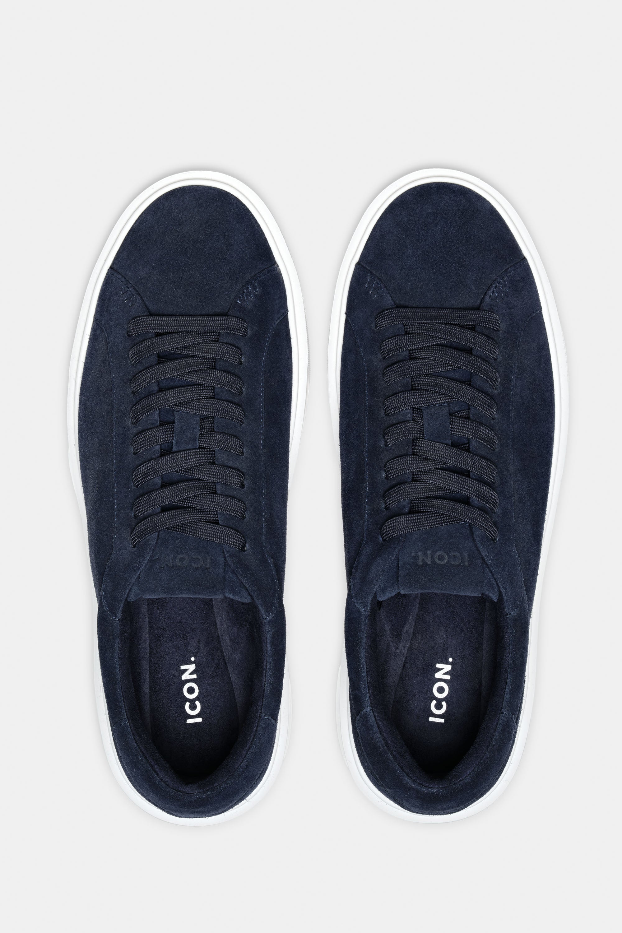 THE CLASSIC SUEDE TRAINER